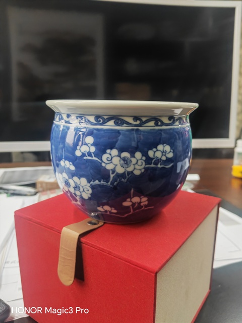 古玩陶瓷清晚·青花留白冰梅紋案缸 真品鑒賞圖