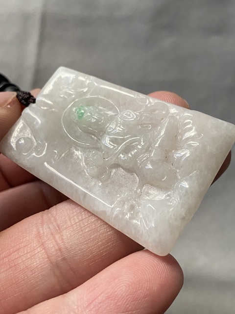 古玩玉器(一口價放漏)天然翡翠“觀音牌”拍賣,當前價格1800元