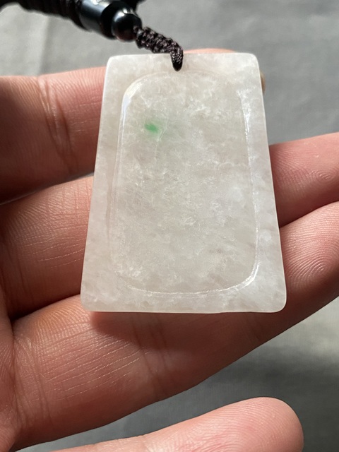 古玩玉器(一口價放漏)天然翡翠“觀音牌”拍賣,當前價格1800元