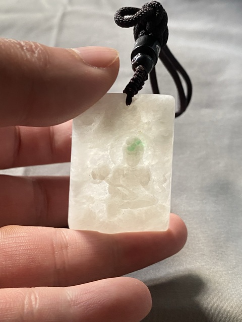 古玩玉器(一口價放漏)天然翡翠“觀音牌”拍賣,當前價格1800元