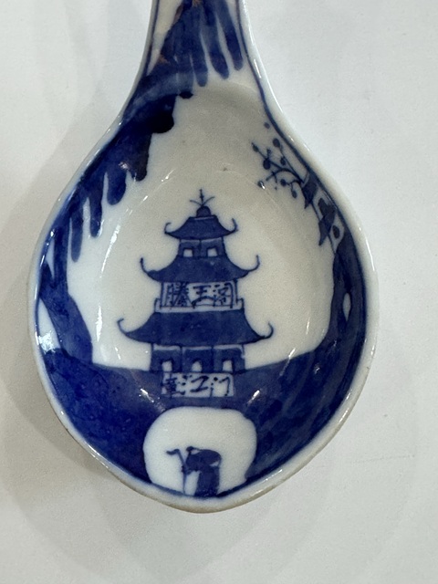 古玩陶瓷青花滕王閣大號勺子調羹拍賣，當前價格866元