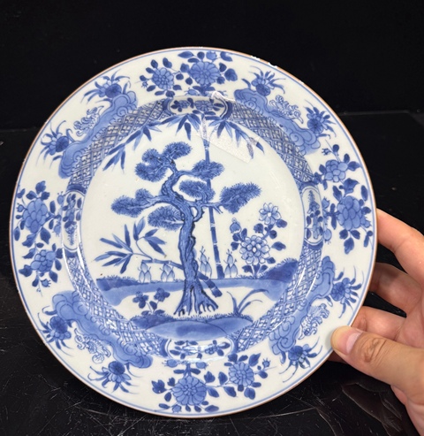古玩陶瓷花卉紋青花盤(pán)真品鑒賞圖
