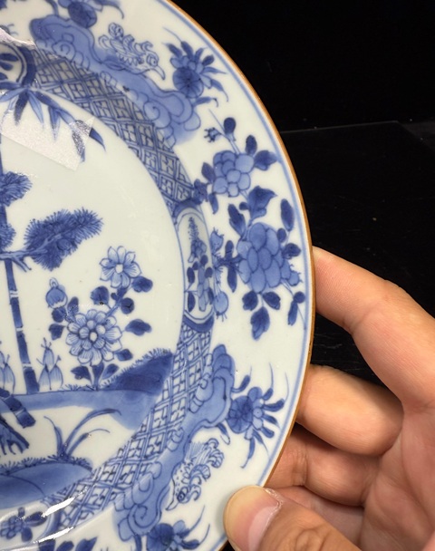 古玩陶瓷花卉紋青花盤(pán)真品鑒賞圖
