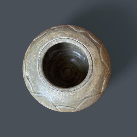 古玩陶瓷越窯刻花水盂真品鑒賞圖