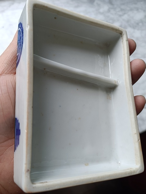 古玩陶瓷青花福壽紋蓋盒真品鑒賞圖