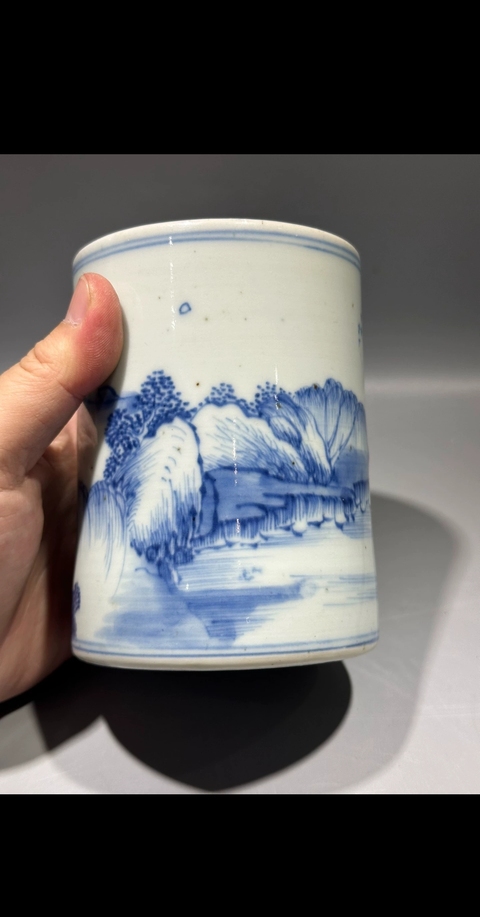 古玩陶瓷青花山水茅屋人物垂釣紋筆筒真品鑒賞圖