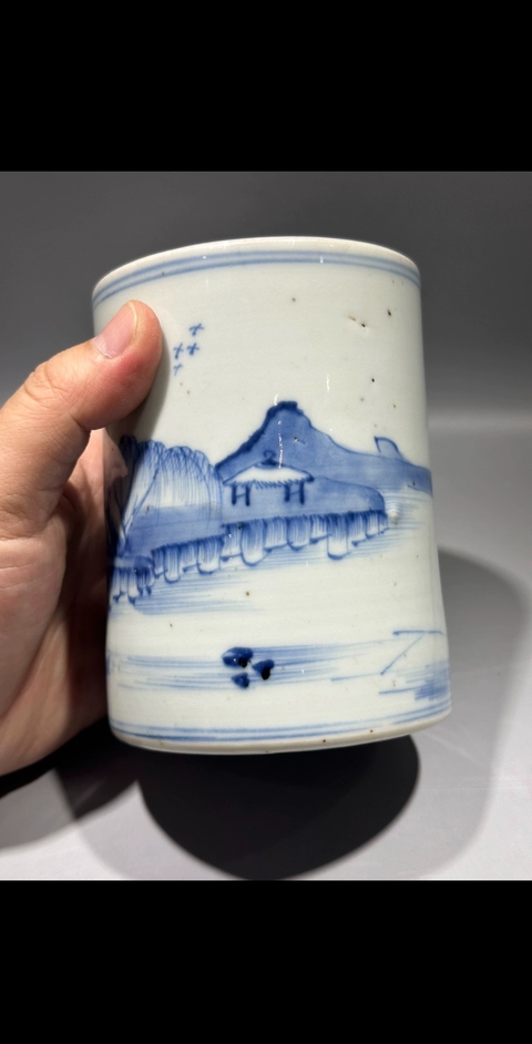 古玩陶瓷青花山水茅屋人物垂釣紋筆筒真品鑒賞圖