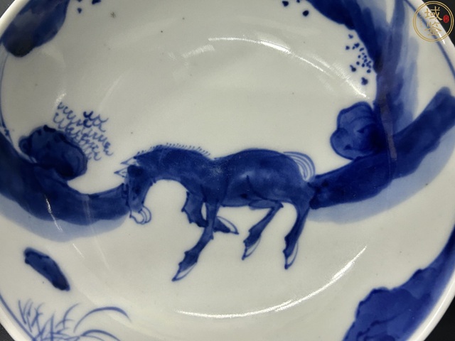 古玩陶瓷青花駿馬圖盤真品鑒賞圖