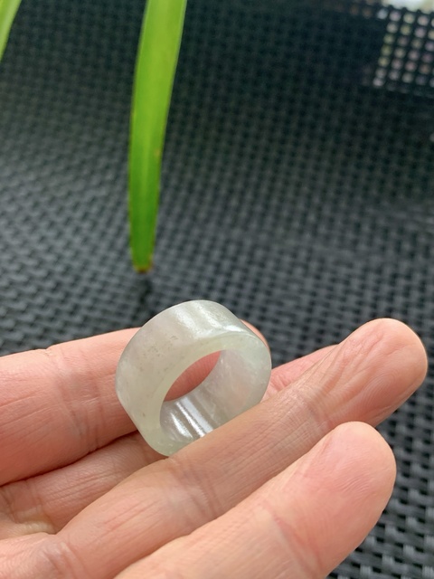 古玩玉器清代天然翡翠“指環”拍賣,當前價格3500元