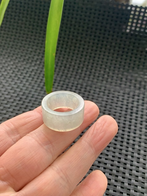 古玩玉器清代天然翡翠“指環”拍賣,當前價格3500元