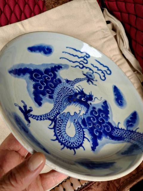 古玩陶瓷青花過墻龍紋盤真品鑒賞圖