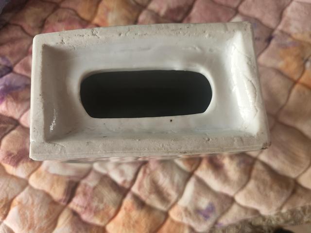古玩陶瓷粉彩仕女圖瓷枕真品鑒賞圖