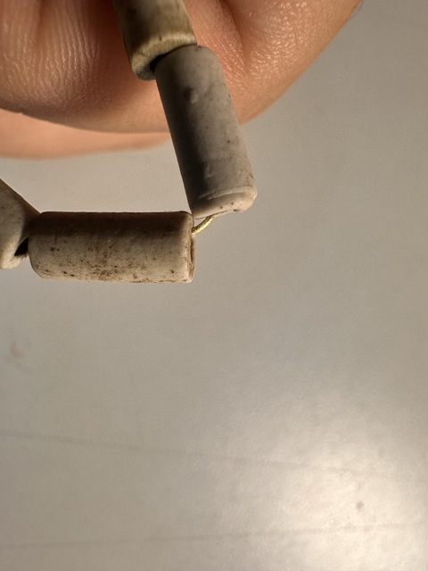 古玩玉器文化期地方料管珠拍賣,當前價格350元