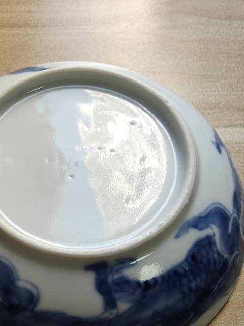 古玩陶瓷青花過墻龍紋臥盤真品鑒賞圖