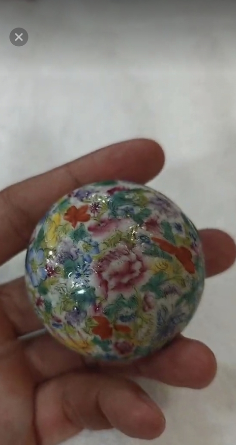 古玩陶瓷粉彩百花不落地紋印盒真品鑒賞圖