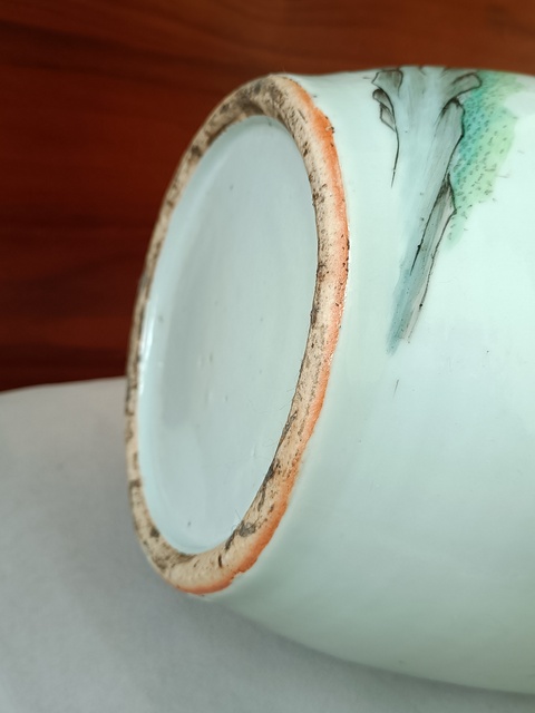 古玩陶瓷粉彩人物故事紋雙耳瓶拍賣,當前價格2850元
