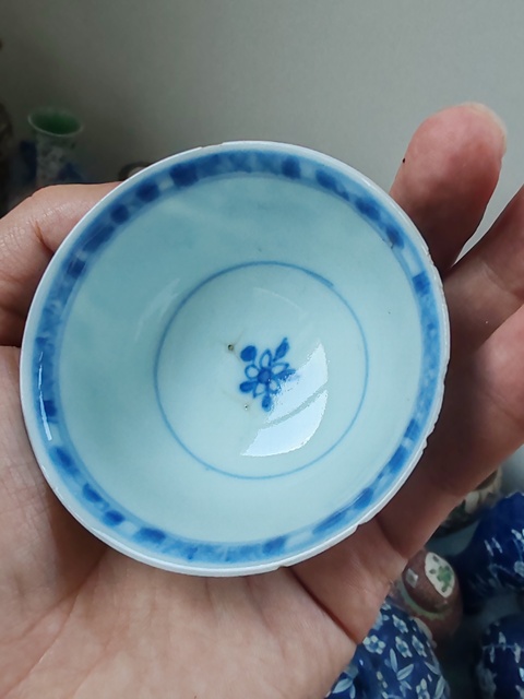 古玩陶瓷清康熙時(shí)期青花花卉紋杯拍賣,當(dāng)前價(jià)格850元