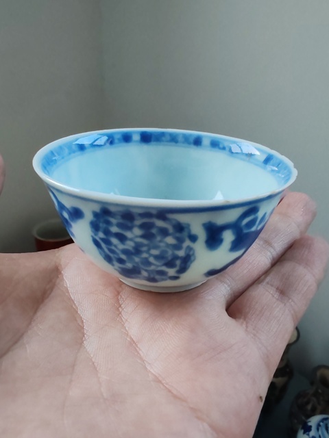 古玩陶瓷清康熙時(shí)期青花花卉紋杯拍賣,當(dāng)前價(jià)格850元