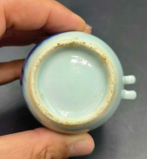 古玩陶瓷清晚期青花山水人物紋鳥食罐拍賣,當前價格1100元