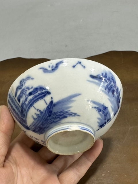 古玩陶瓷山水詩紋青花碗拍賣,當前價格199元