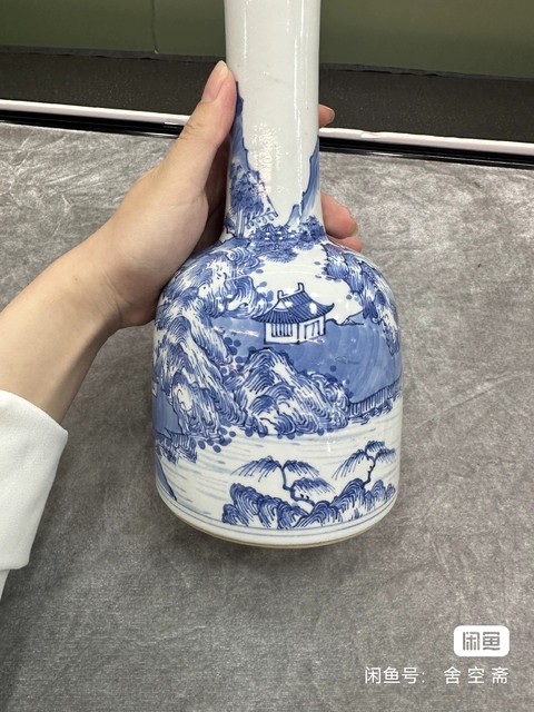 古玩陶瓷山水紋青花搖鈴尊真品鑒賞圖