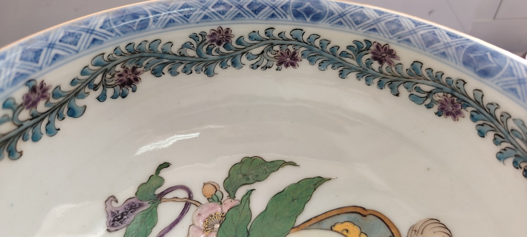 古玩陶瓷日本明治青花彩繪花卉紋碗真品鑒賞圖