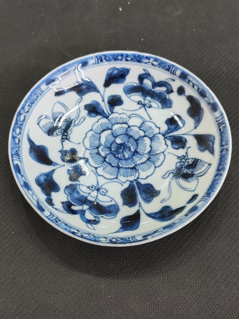 古玩陶瓷贈品:康熙青花盤拍賣,當前價格700元