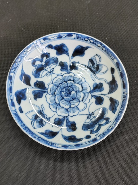 古玩陶瓷贈品:康熙青花盤拍賣,當前價格700元