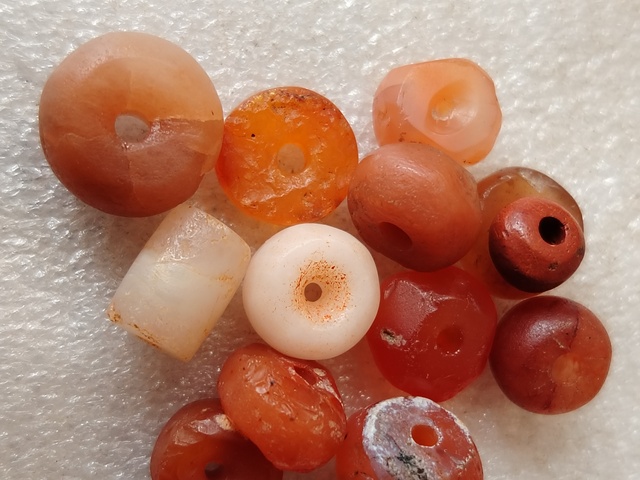 古玩玉器限量天然瑪瑙珠一組拍賣,當前價格299元