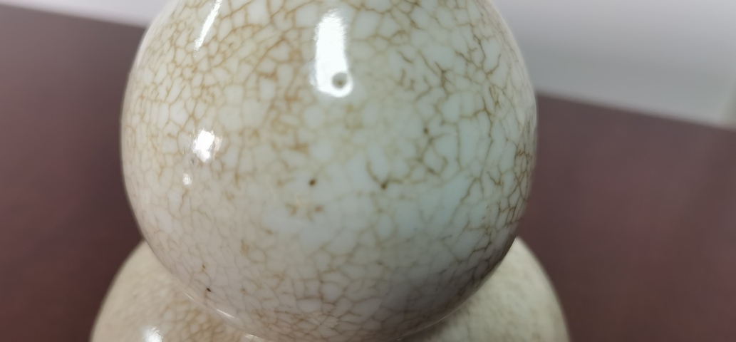 古玩陶瓷哥釉葫蘆瓶真品鑒賞圖
