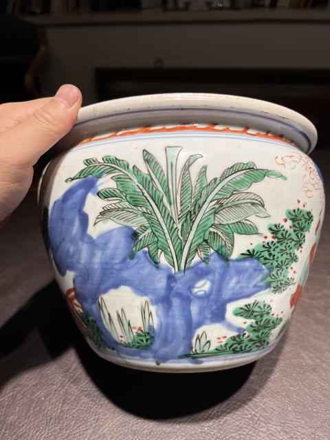 古玩陶瓷青花五彩人物缸真品鑒賞圖
