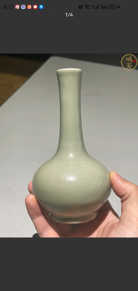 古玩陶瓷青釉長頸瓶真品鑒賞圖