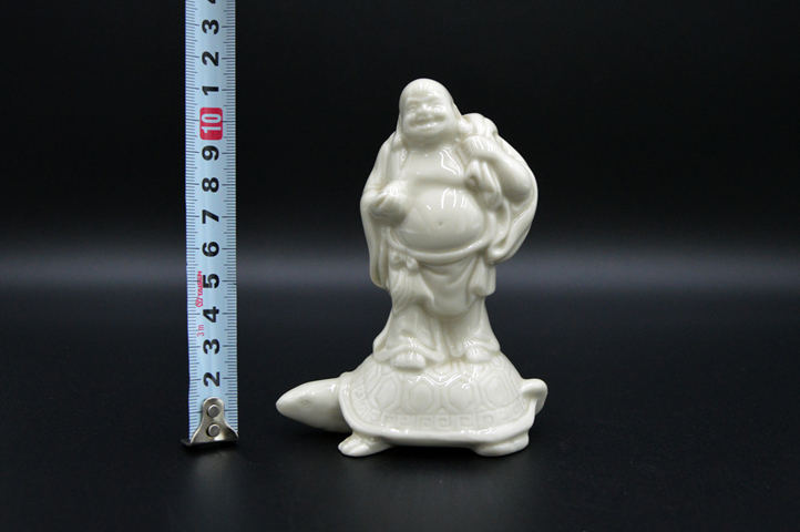 古玩陶瓷玄武馱布袋和尚拍賣，當前價格999元