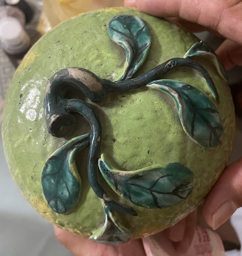 古玩陶瓷三足盤真品鑒賞圖