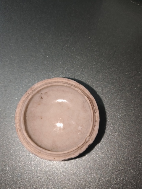 古玩陶瓷青花云鶴紋粉盒拍賣，當前價格2600元