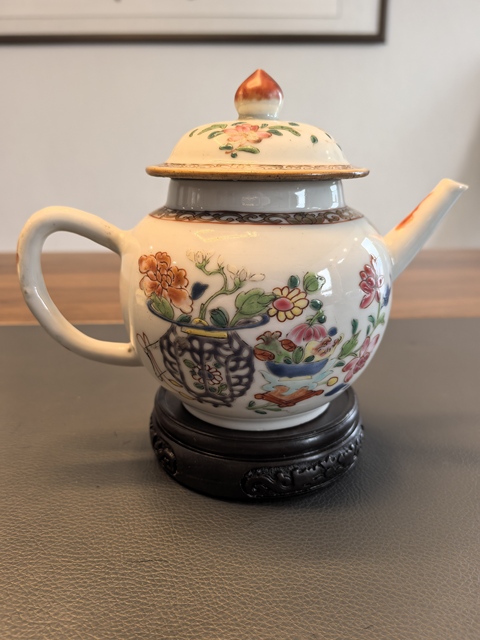 古玩陶瓷雍正粉彩清供紋壺拍賣，當前價格4300元