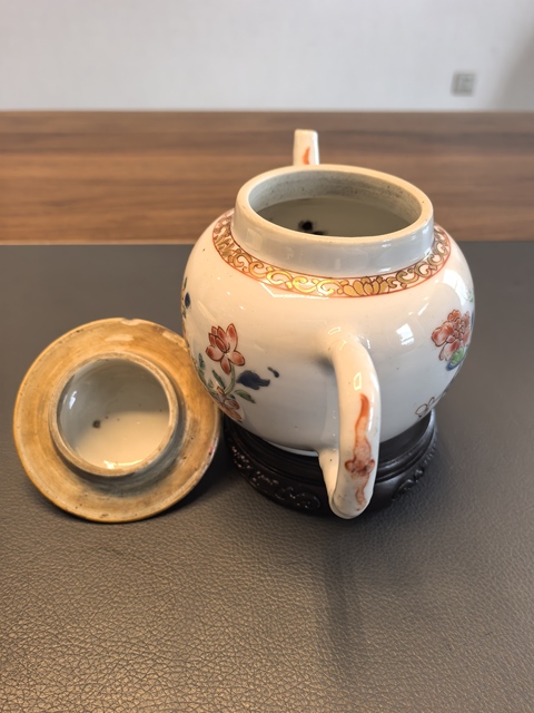 古玩陶瓷雍正粉彩清供紋壺拍賣，當前價格4300元