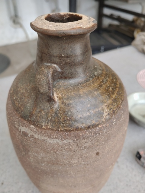 古玩陶瓷褐釉雙系瓶拍賣，當前價格2999元