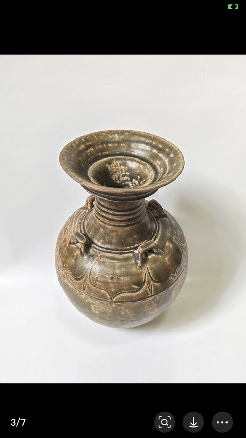 古玩陶瓷南朝越窯系青釉盤口瓶拍賣，當(dāng)前價(jià)格80000元