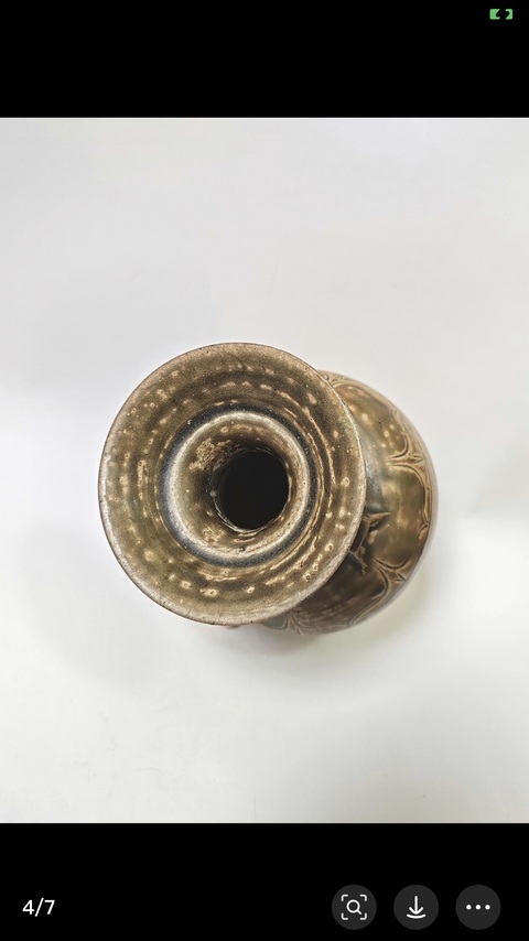 古玩陶瓷南朝越窯系青釉盤口瓶拍賣，當(dāng)前價(jià)格80000元