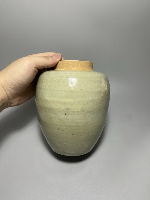 古玩陶瓷龍泉青瓷冬瓜罐拍賣,當前價格0元