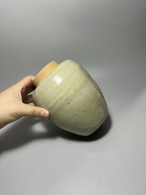古玩陶瓷龍泉青瓷冬瓜罐拍賣,當前價格0元