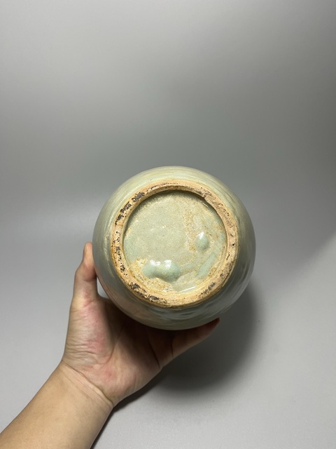 古玩陶瓷龍泉青瓷冬瓜罐拍賣,當前價格0元