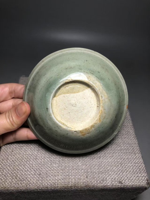 古玩陶瓷(文房精品)龍泉青釉臥足洗(釉面如玉不錯收藏價值)拍賣,當前價格0元