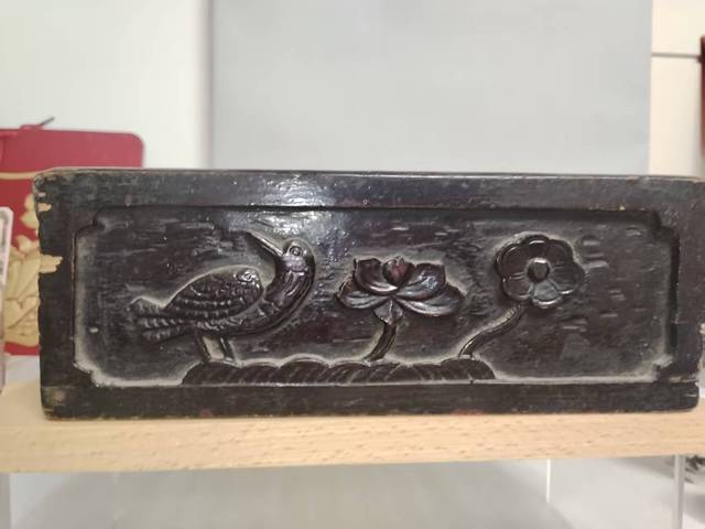 古玩雜項（朋友的）晚清民國木雕花板（是盒子）拍賣，當前價格650元