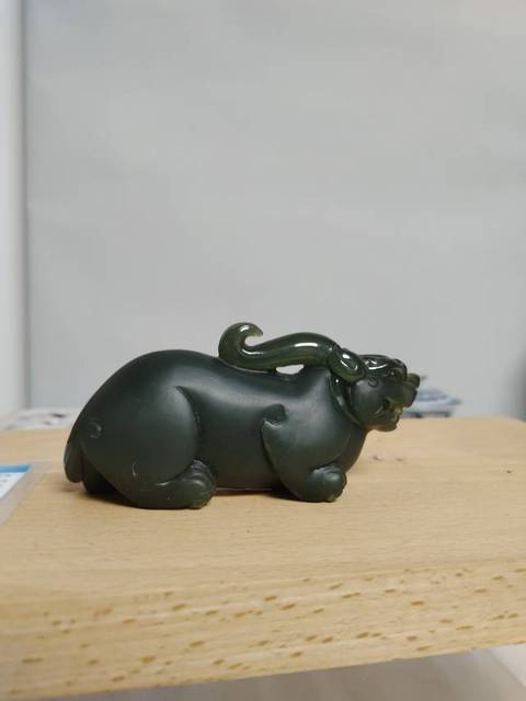 古玩玉器和田玉雕“貔貅”擺件真品鑒賞圖