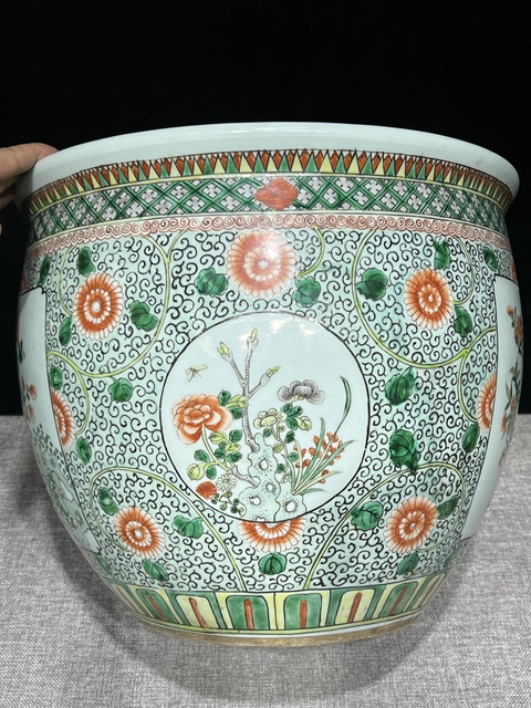 古玩陶瓷花鳥紋五彩缸真品鑒賞圖
