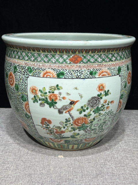 古玩陶瓷花鳥紋五彩缸真品鑒賞圖