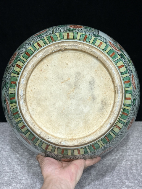 古玩陶瓷花鳥紋五彩缸真品鑒賞圖