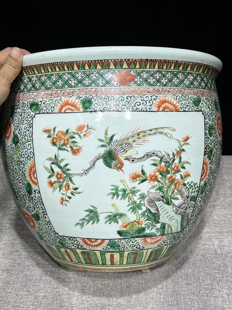 古玩陶瓷花鳥紋五彩缸真品鑒賞圖